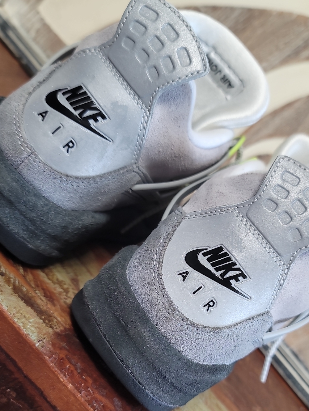 🔥 Nike Air Jordan 4 (Special Edition) "Neon 95" Wmns 7.5 Great Condition. - Picture 15 of 16